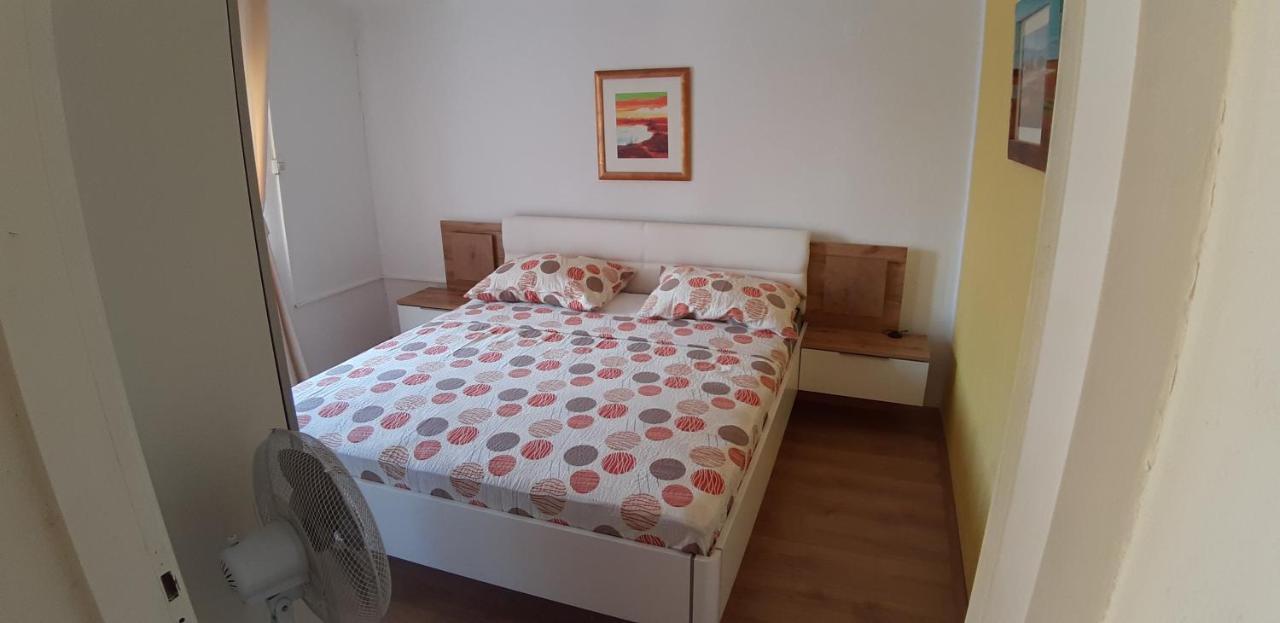 Apartman Jopa Pag Town Kültér fotó